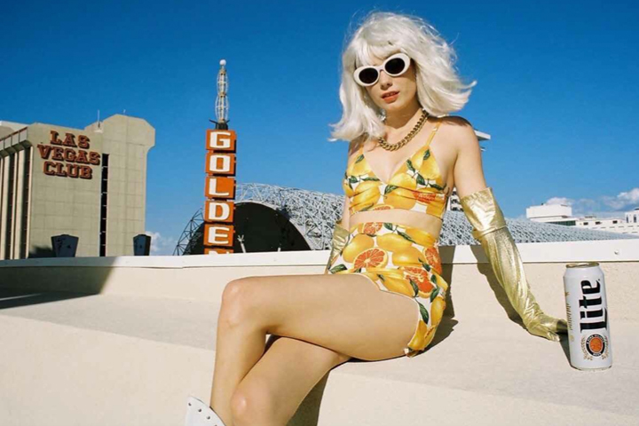 500冊限定BROOKE OLIMPIERI『LOST VEGAS』写真集 Brooke Olimpieri | Lodown Magazine